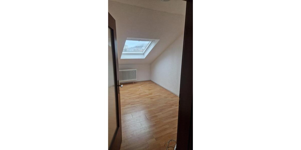 Dachgeschoßwohnung Aalen Ebnat - 3 Zimmer, 58 m&sup2;, 920&euro; | Angebot:24727483