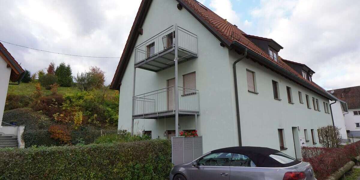 Etagenwohnung Schönebürg Schönebürg - 3 Zimmer, 83 m&sup2;, 777&euro; | Angebot:23792979
