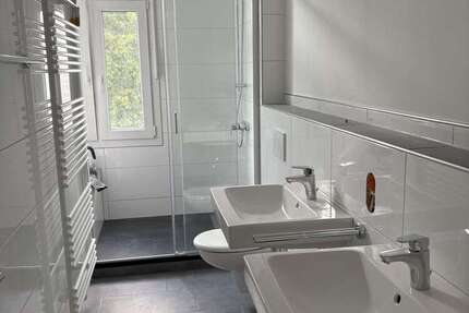Wohnung zum Mieten in Remscheid 750 € 93 m²