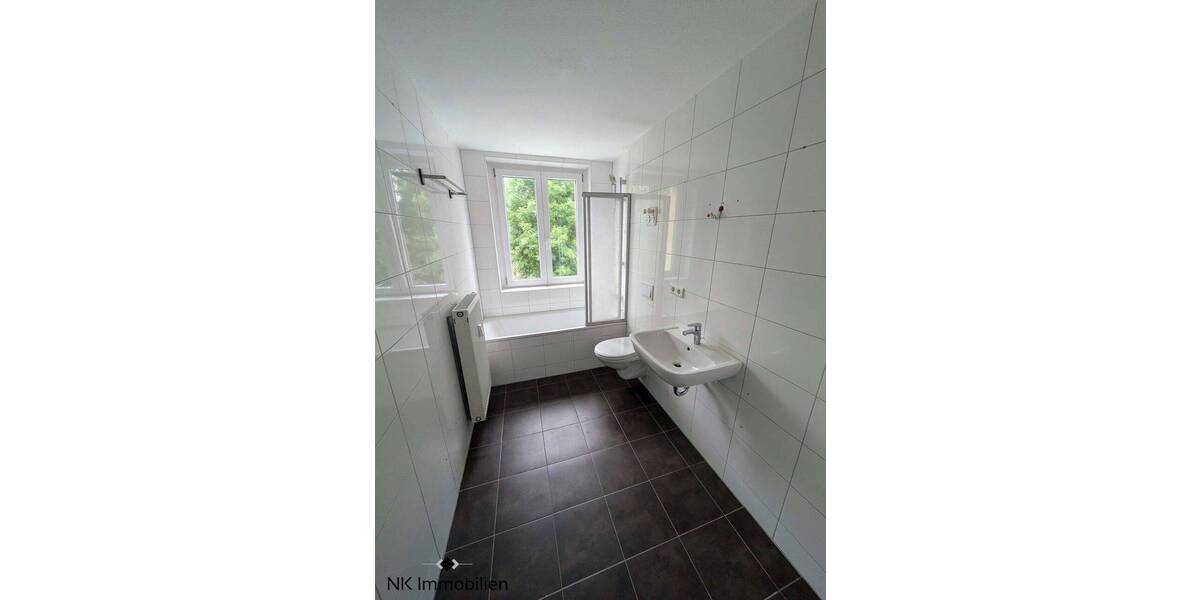 Etagenwohnung Chemnitz Lutherviertel - 3 Zimmer, 60 m&sup2;, 335&euro; | Angebot:26758899