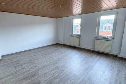 Wohnung Aue-Bad Schlema Bad Schlema - 3 Zimmer, 75 m&sup2;, 365&euro; | Angebot:25248592