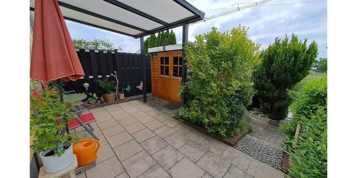 Reihenmittelhaus Schrobenhausen - 5 Zimmer, 140 m&sup2;, 1.450&euro; | Angebot:26819950