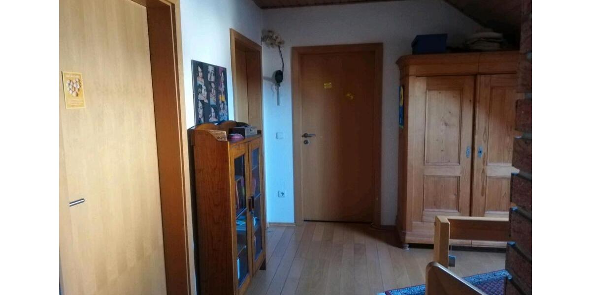 Wohnen auf Zeit Sassenburg - 1 Zimmer, 12 m&sup2;, 300&euro; | Angebot:25933317