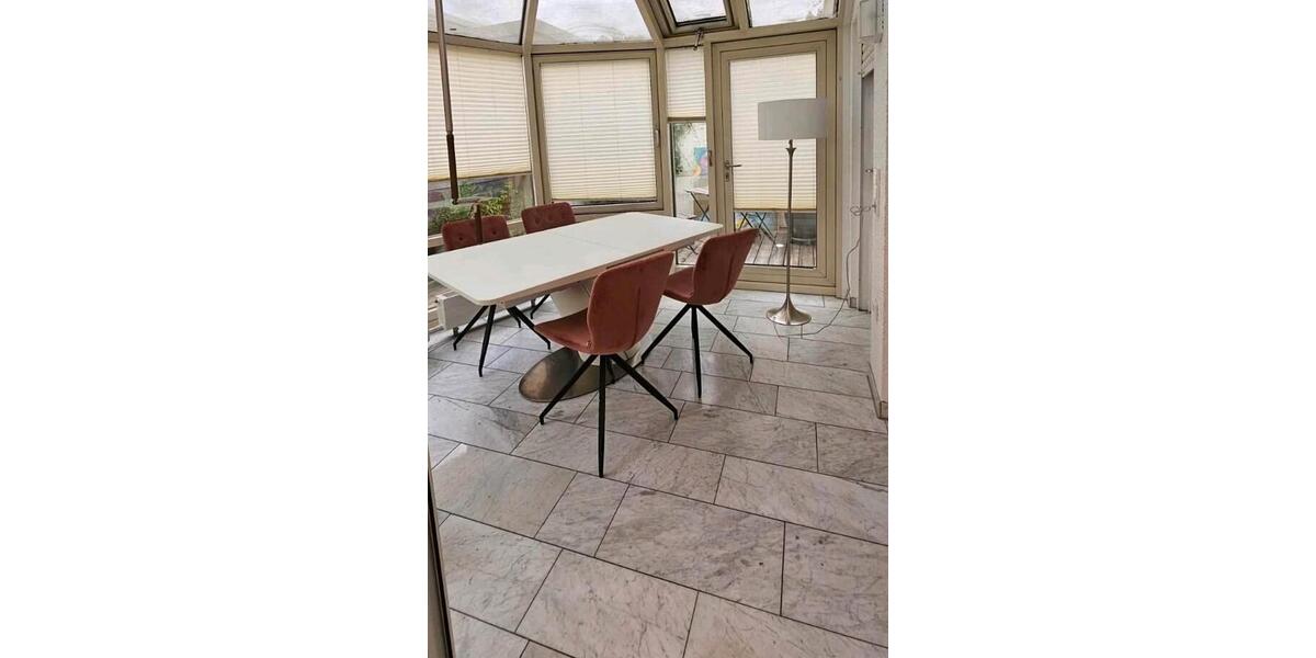 Möblierte Terassen-Wohnung 2 zimmer