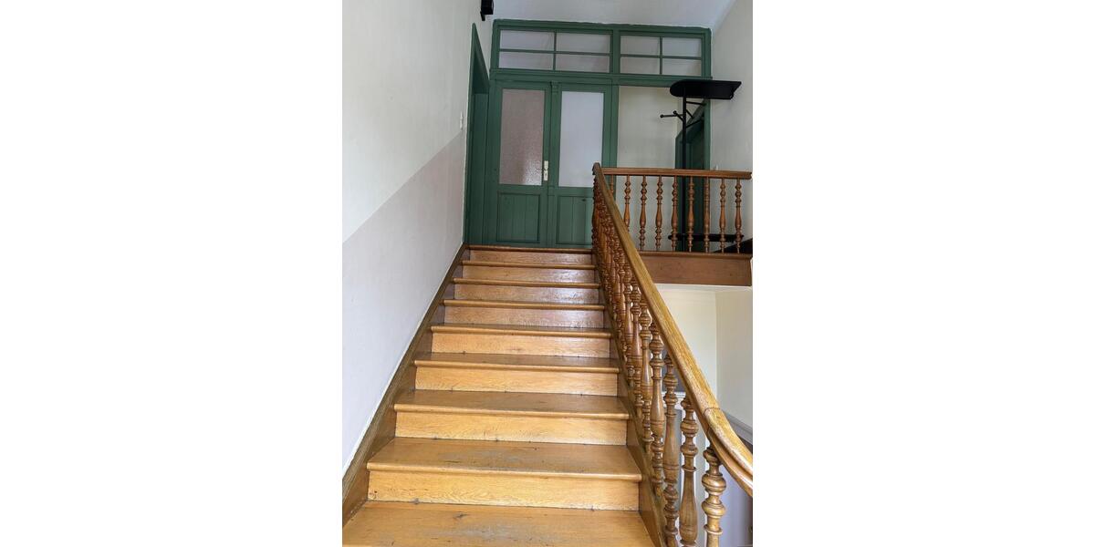 Dachgeschoßwohnung Bad Kissingen - 3 Zimmer, 95 m&sup2;, 1.150&euro; | Angebot:25394500