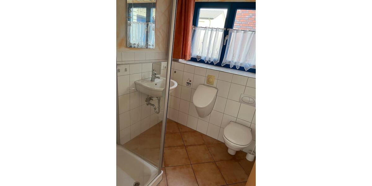 Erdgeschoßwohnung Verl - 4 Zimmer, 148 m&sup2;, 1.870&euro; | Angebot:24874879