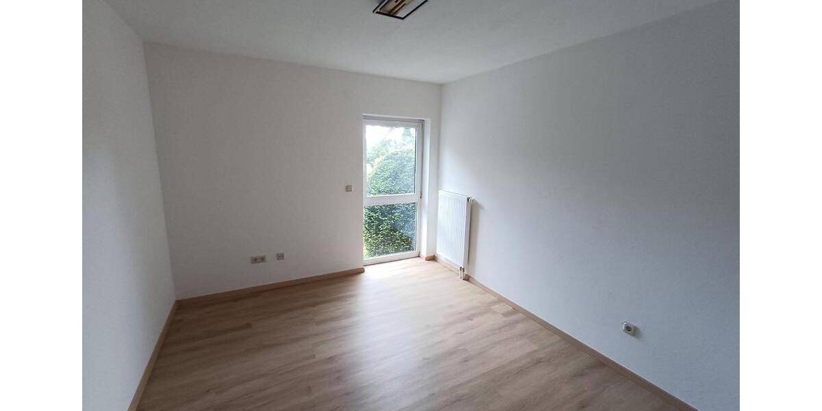 Erdgeschoßwohnung Herborn - 3 Zimmer, 87 m&sup2;, 710&euro; | Angebot:26587168