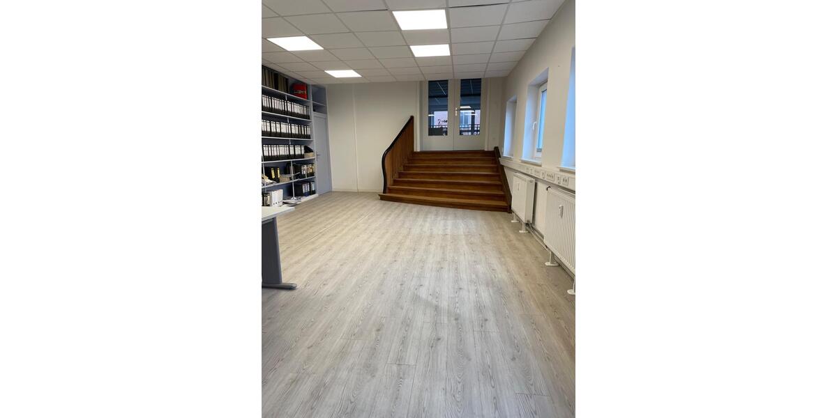 Gewerbeobjekt Lübeck Innenstadt - 700&euro; | Angebot:25996860