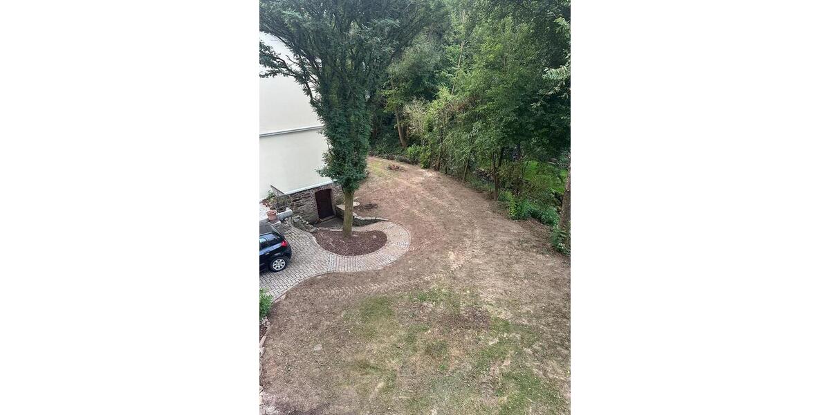 Etagenwohnung Wiehl - 4 Zimmer, 130 m&sup2;, 1.450&euro; | Angebot:25538771