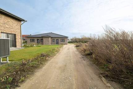 Haus Hemmoor Warstade - 4 Zimmer, 98 m&sup2;, 1.225&euro; | Angebot:25692800