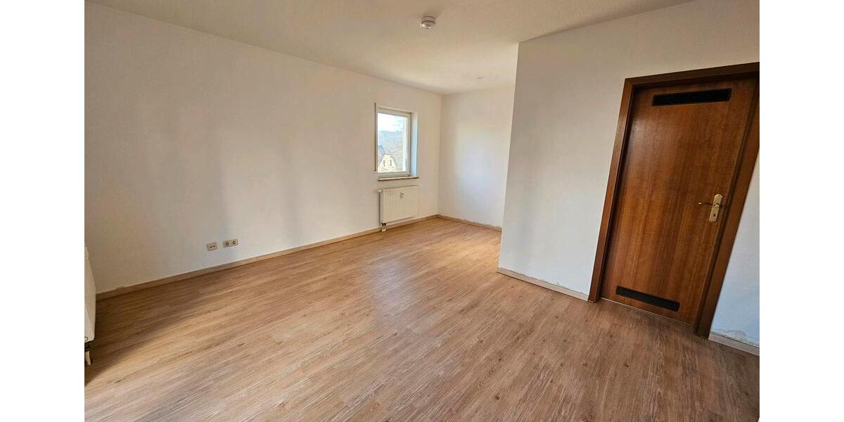 Erdgeschoßwohnung Hartenstein - 1 Zimmer, 32 m&sup2;, 380&euro; | Angebot:24708028