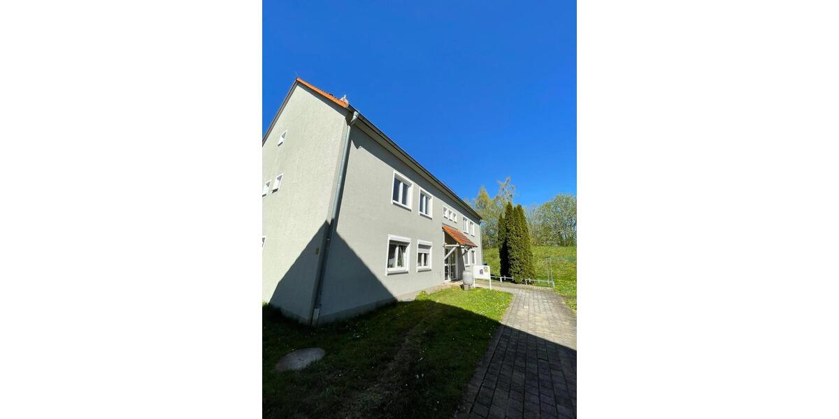 Etagenwohnung Speichersdorf - 3 Zimmer, 80 m&sup2;, 650&euro; | Angebot:26336647