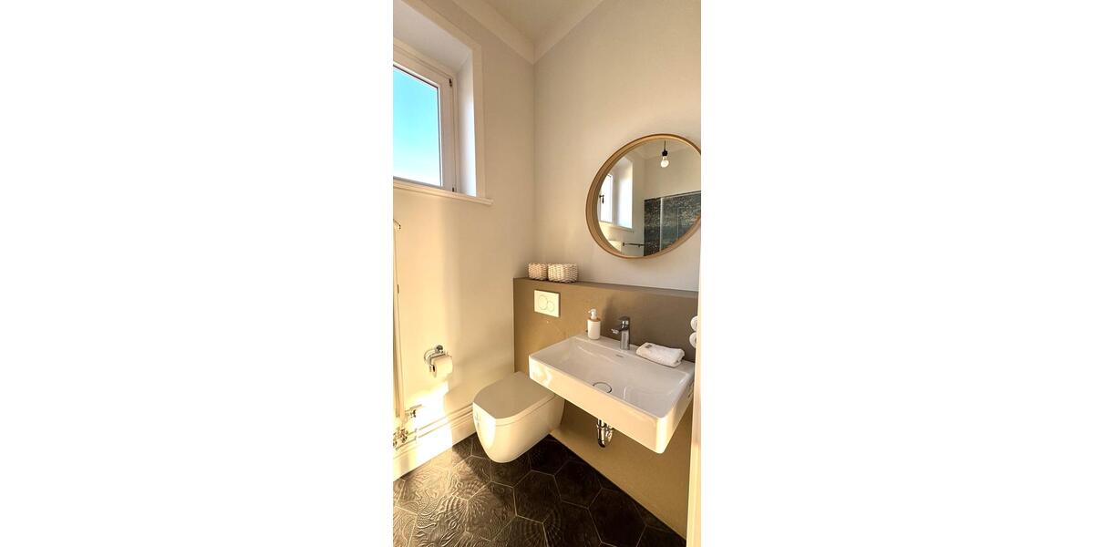 Etagenwohnung Gelnhausen - 4 Zimmer, 160 m&sup2;, 2.500&euro; | Angebot:25449490