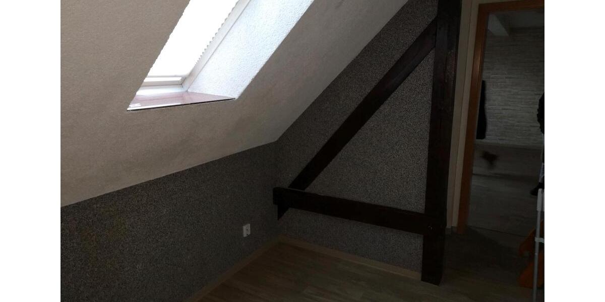 Dachgeschoßwohnung Gartz (Oder) - 3 Zimmer, 72 m&sup2;, 550&euro; | Angebot:25938383