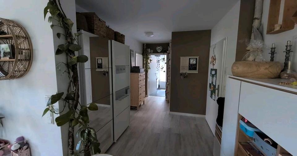 Erdgeschoßwohnung Bad Neustadt an der Saale - 4 Zimmer, 92 m&sup2;, 1.050&euro; | Angebot:26704325