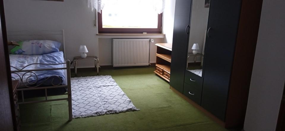Wohnen auf Zeit Mehren - 1 Zimmer, 16 m&sup2;, 460&euro; | Angebot:25383791