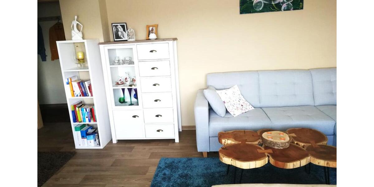 Dachgeschoßwohnung Oschatz - 2 Zimmer, 50 m&sup2;, 300&euro; | Angebot:25871913