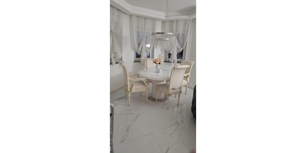 Luxus-Wohnung Fürth Vach | Kamin | 8K TV | Möbliert | Balkon 3 zimmer