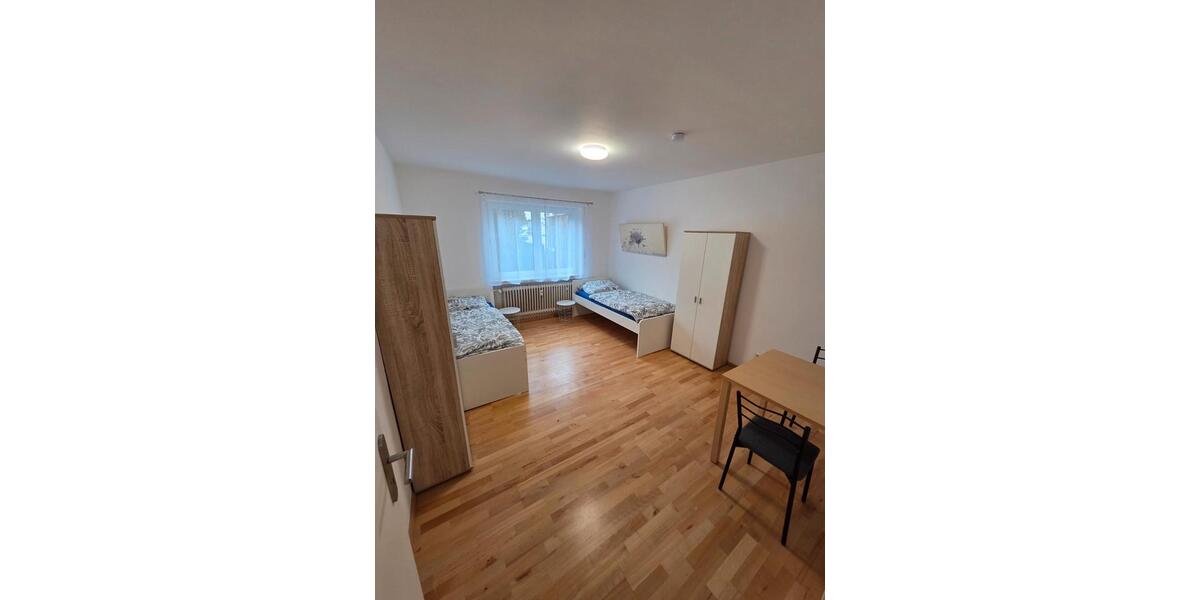 Wohnen auf Zeit Nürnberg Gaismannshof - 10 Zimmer, 200 m&sup2;, 10&euro; | Angebot:26286352