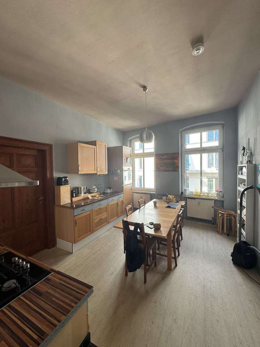 Wohnung zum Mieten in Halle 895 € 94.2 m² 4 zimmer