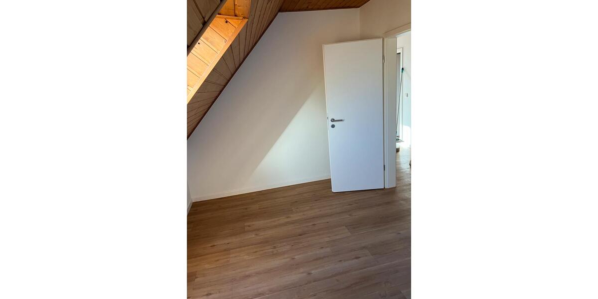 Renovierte 3Zi. DG-Wohnung in Bebertal mit schöner Aussicht 3 zimmer