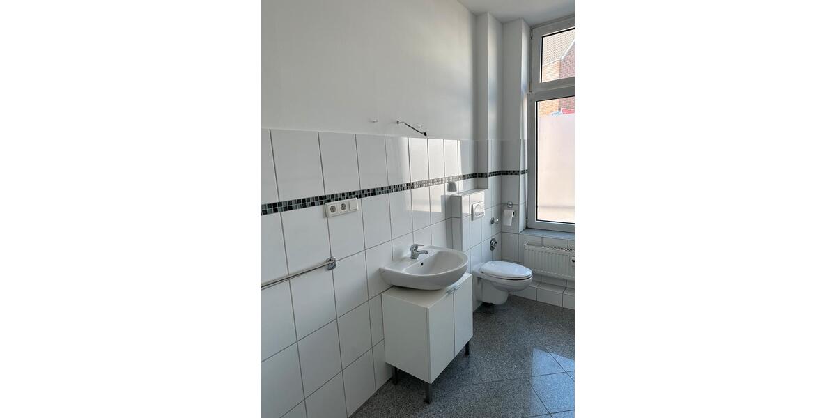 Etagenwohnung Mönchengladbach West - 3 Zimmer, 79 m&sup2;, 850&euro; | Angebot:26605432