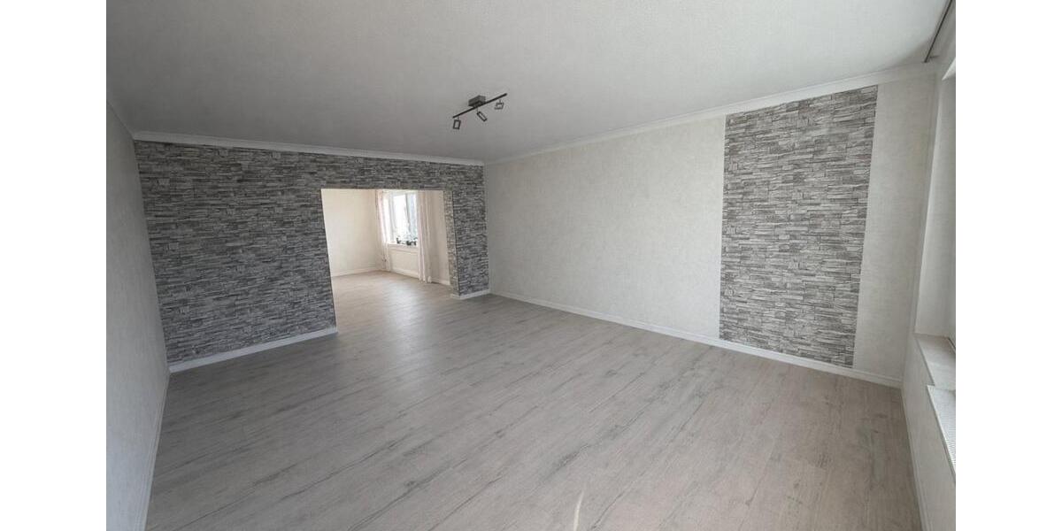 Etagenwohnung Warstein - 4 Zimmer, 95 m&sup2;, 780&euro; | Angebot:26416846