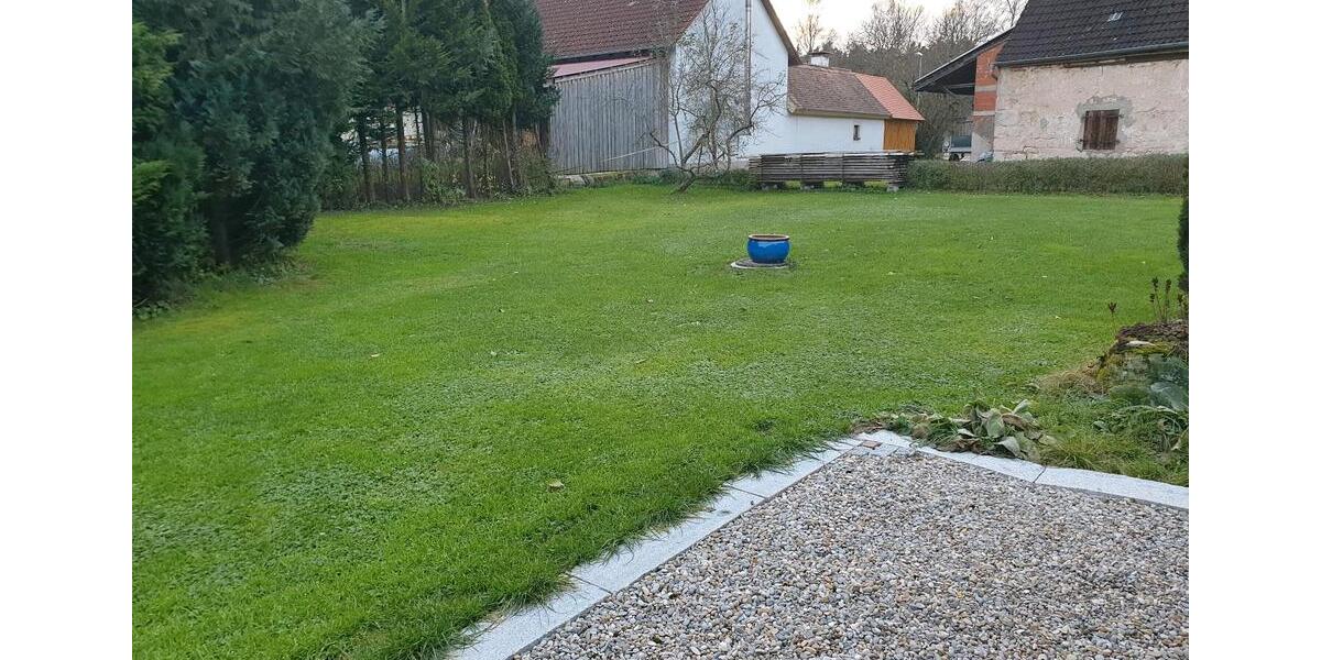 Neu renovierte 5 Zimmer Wohnung Mietshaus Mietwohnung 6 zimmer