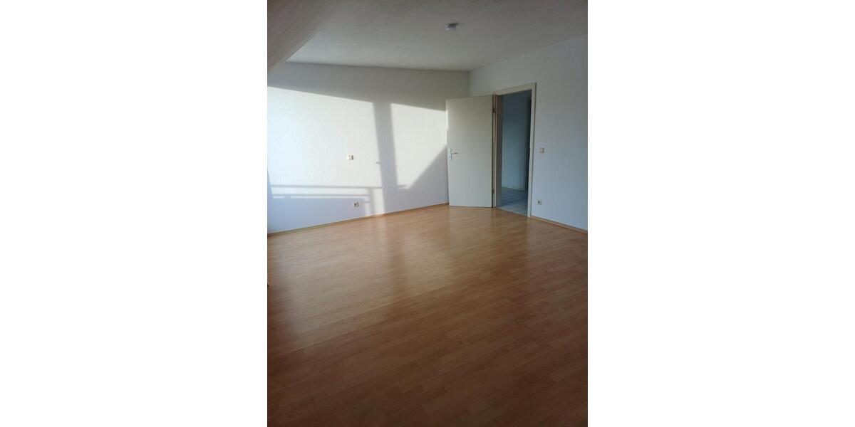 Dachgeschoßwohnung Coswig (Anhalt) - 2 Zimmer, 62 m&sup2;, 360&euro; | Angebot:25379587