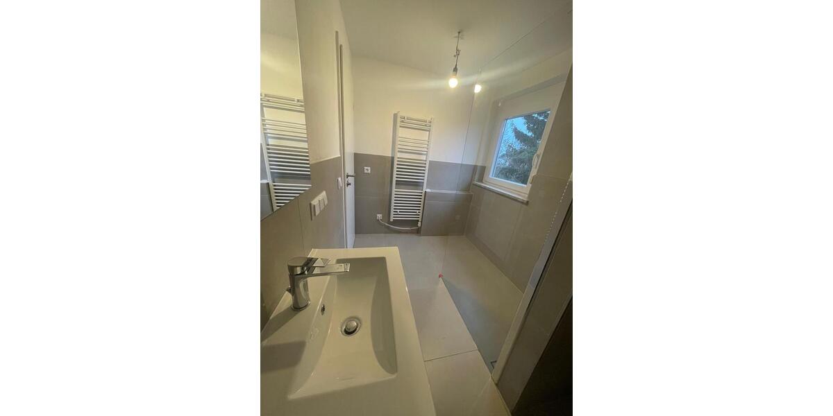 3-Zimmer Dachgeschosswohnung in Karlsruhe-Neureut zu vermieten 3 zimmer