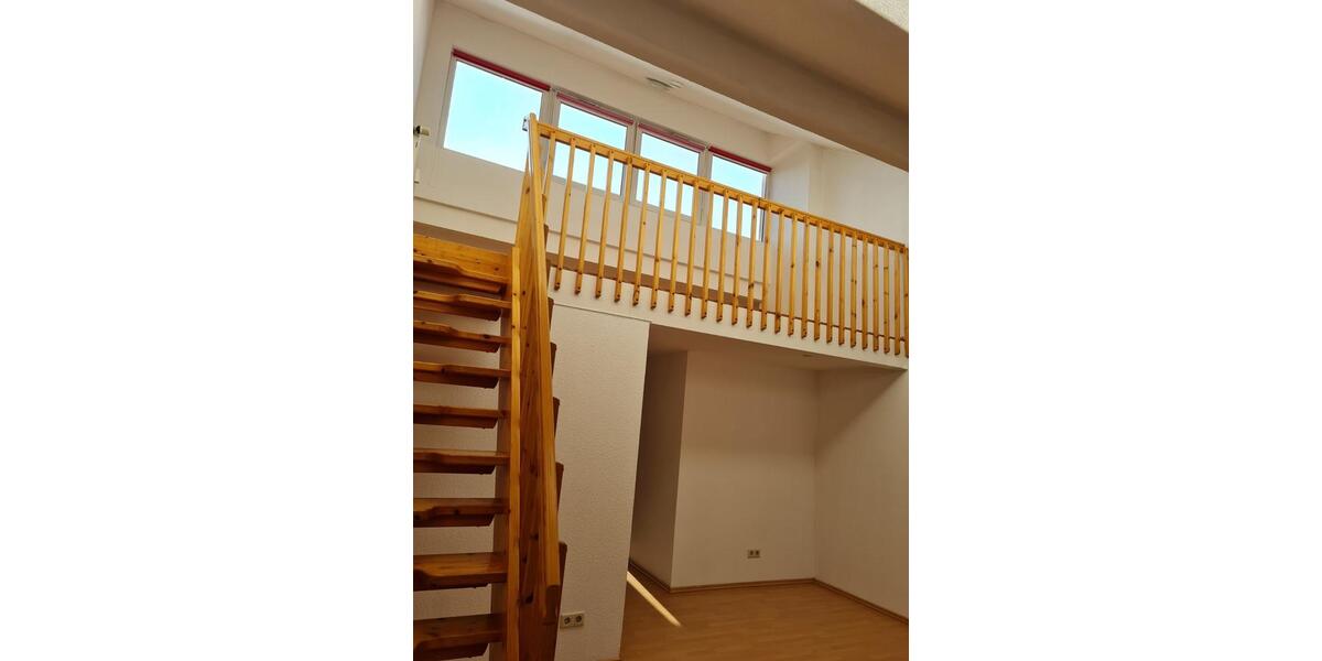 Dachgeschoßwohnung Burg Stargard - 1 Zimmer, 60 m&sup2;, 375&euro; | Angebot:20578438