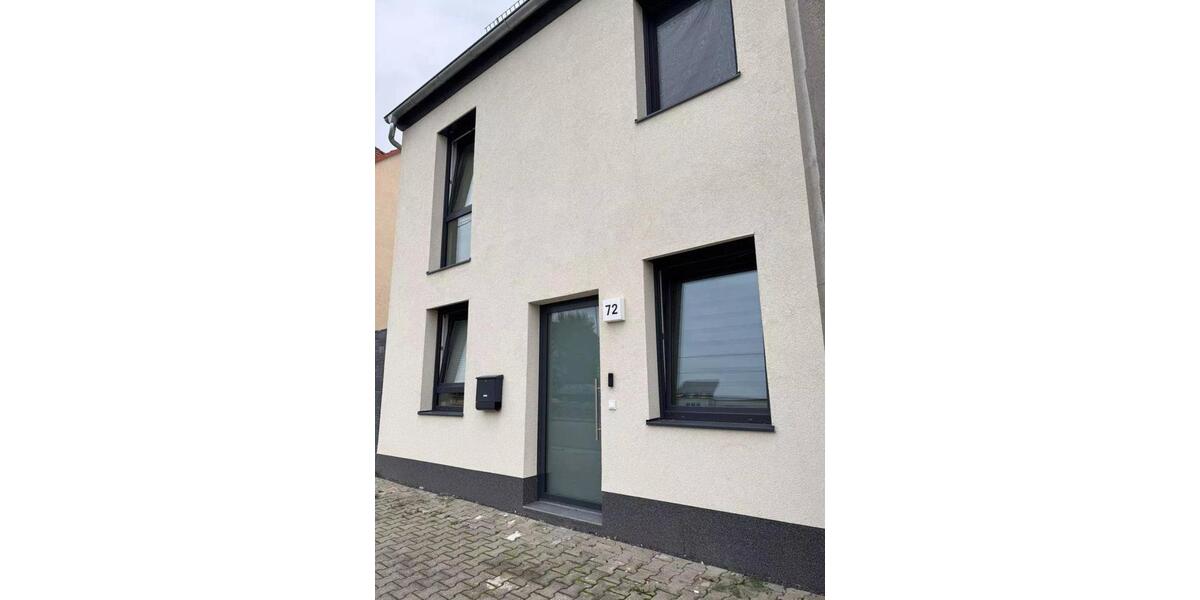 Haus (5 Zimmer) mit Garten in Leuna - DHH Baujahr 2023 5 zimmer