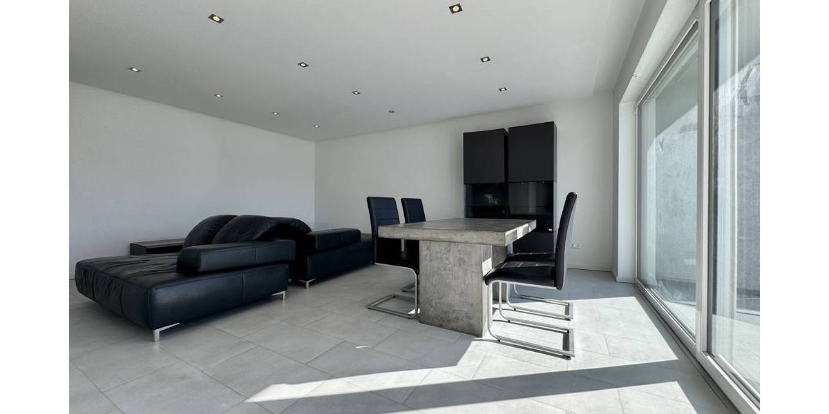 Etagenwohnung Heppenheim - 2 Zimmer, 93 m&sup2;, 1.150&euro; | Angebot:26065995