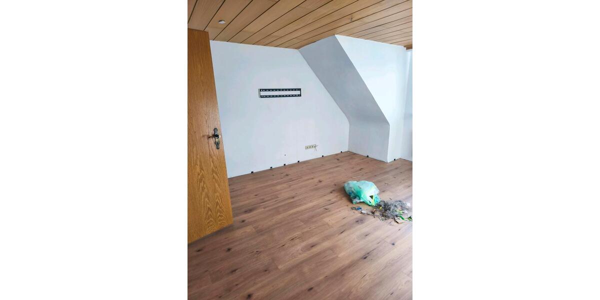 Maisonettenwohnung Heusweiler - 5 Zimmer, 130 m&sup2;, 750&euro; | Angebot:26224521