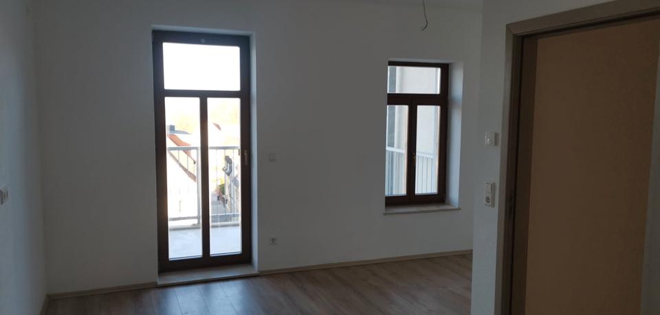 Etagenwohnung Frankenberg (Sachsen) - 4 Zimmer, 103 m&sup2;, 618&euro; | Angebot:26441997