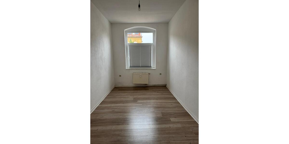 Erdgeschoßwohnung Delitzsch - 3 Zimmer, 77 m&sup2;, 580&euro; | Angebot:24770519
