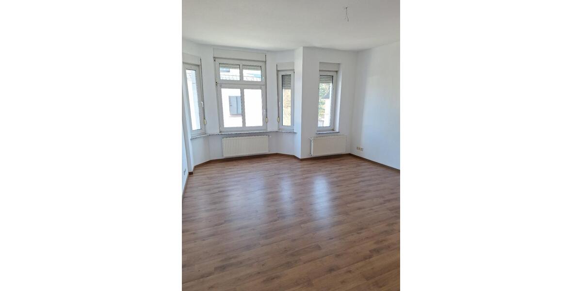 Etagenwohnung Solingen - 3 Zimmer, 80 m&sup2;, 560&euro; | Angebot:26001671