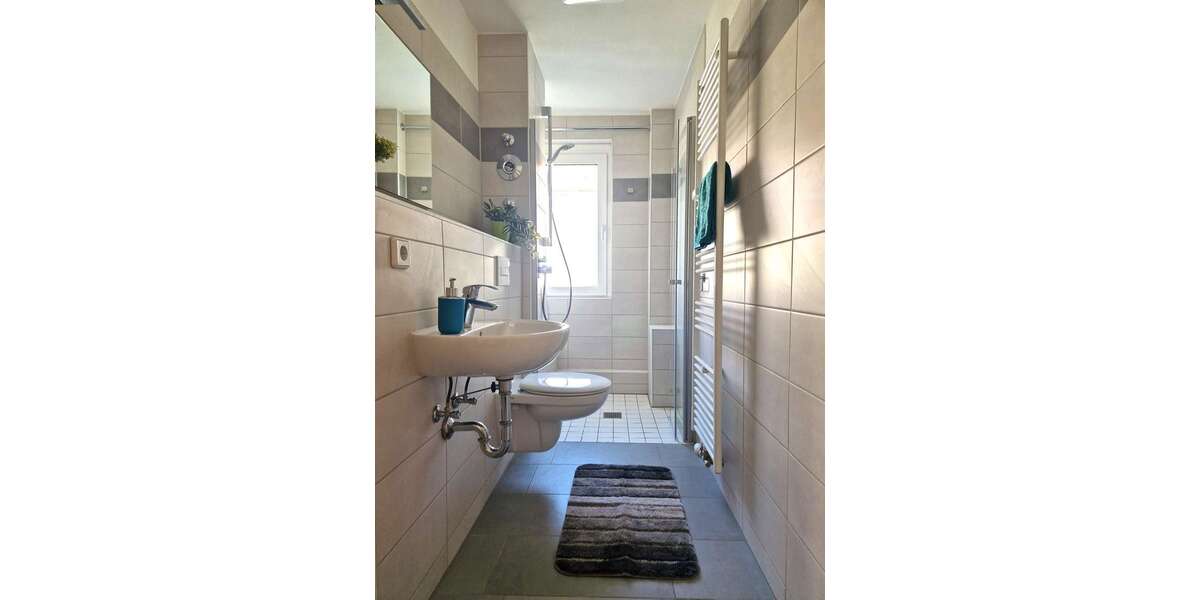 Etagenwohnung Glauchau - 3 Zimmer, 57 m&sup2;, 360&euro; | Angebot:26516155