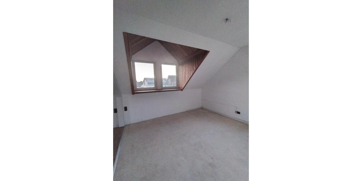 Dachgeschoßwohnung Bordesholm - 2 Zimmer, 45 m&sup2;, 550&euro; | Angebot:26234811