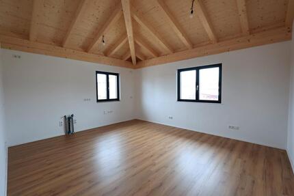 Wohnung Hohenlinden - 3 Zimmer, 99 m&sup2;, 1.890&euro; | Angebot:25420734