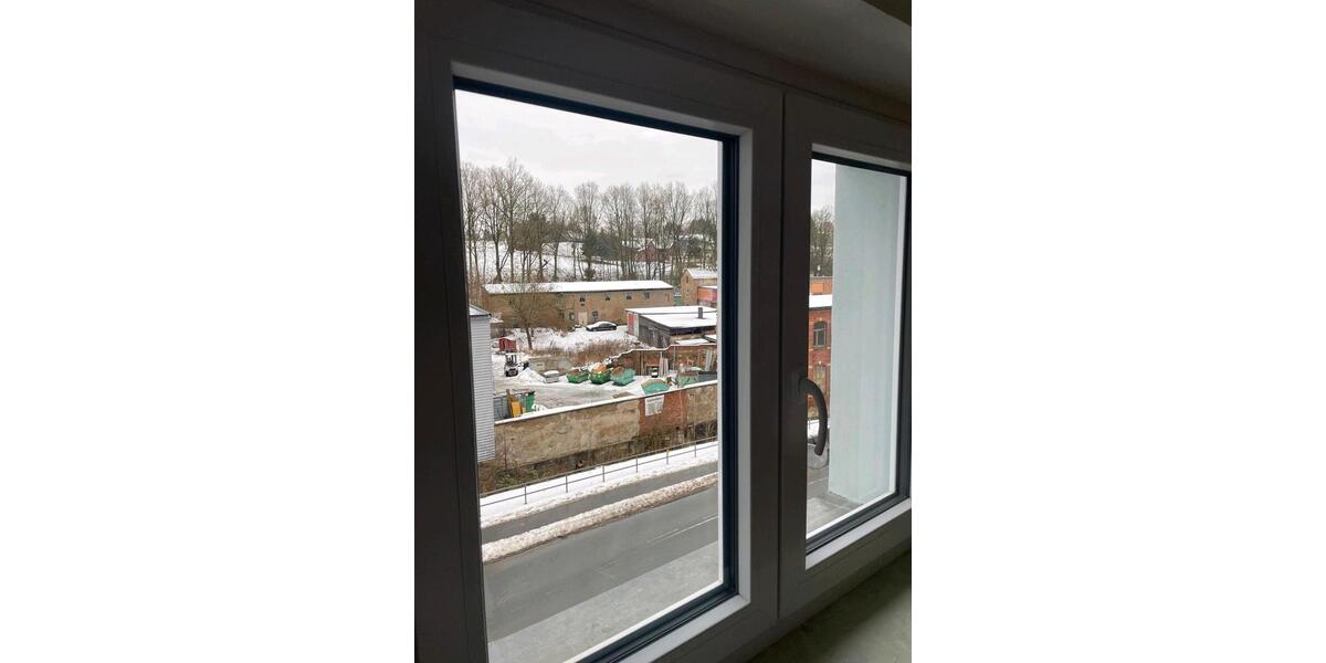 Dachgeschoßwohnung Reichenbach im Vogtland - 2 Zimmer, 45 m&sup2;, 550&euro; | Angebot:24535100