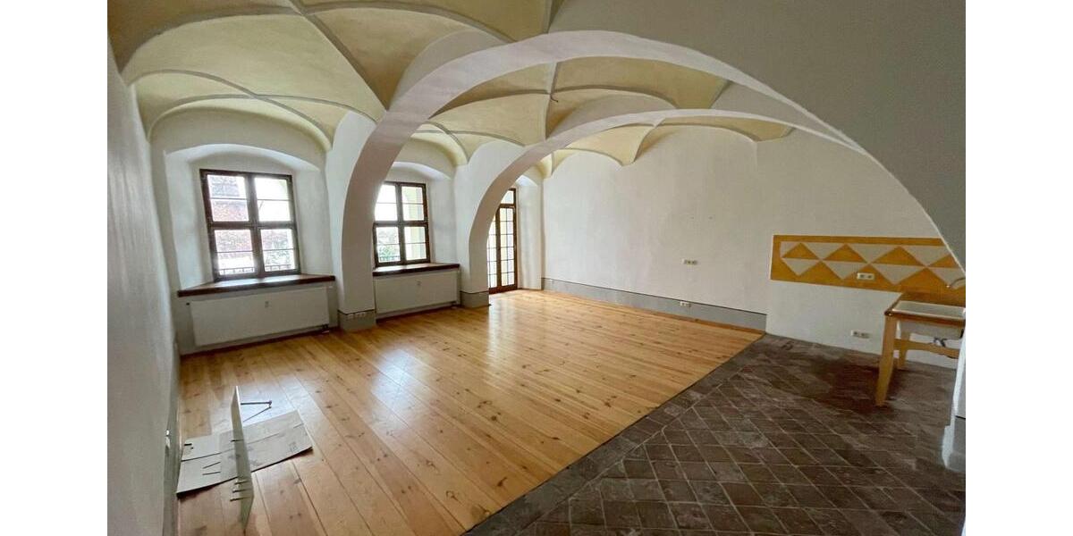 Erdgeschoßwohnung Görlitz - 3 Zimmer, 131 m&sup2;, 636&euro; | Angebot:25186407