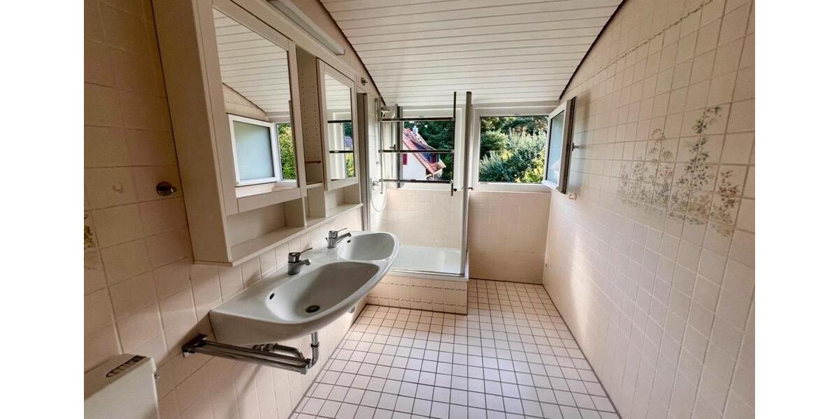 Wohnen auf Zeit Tübingen Lustnau - 1 Zimmer, 20 m&sup2;, 730&euro; | Angebot:26652513