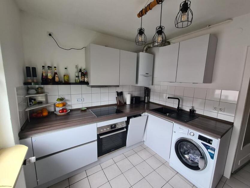 Helle Drei-Zimmer-Wohnung mit sonnigem Westbalkon zimmer