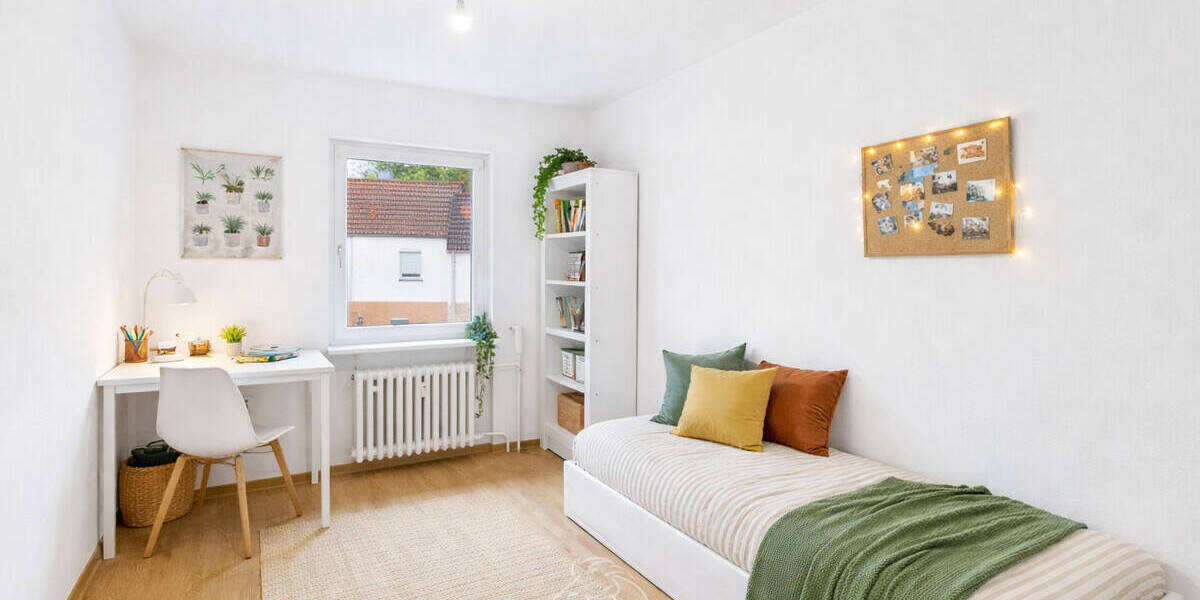 Etagenwohnung Würzburg Frauenland - 4 Zimmer, 83 m&sup2;, 1.300&euro; | Angebot:25957464