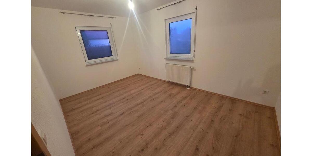 Einfamilienhaus Kettershausen - 11 Zimmer, 132 m&sup2;, 1.400&euro; | Angebot:24898724