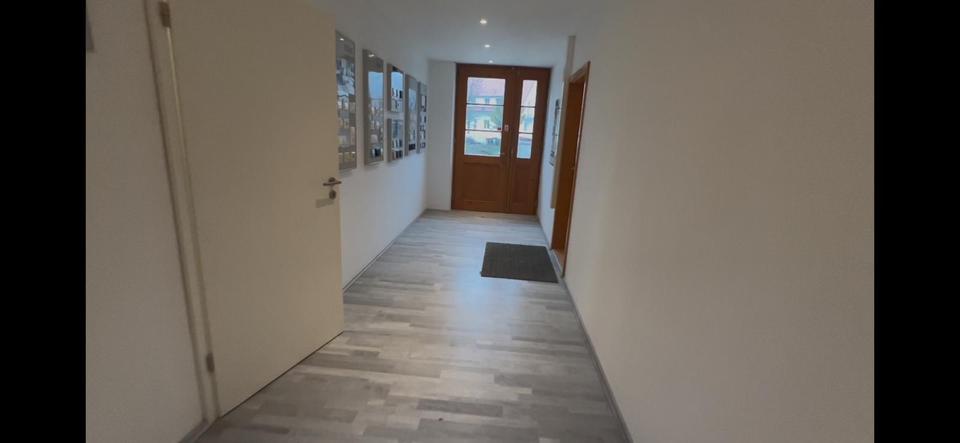 Werkstatt, Lagerraum, Scheune und Büro zimmer