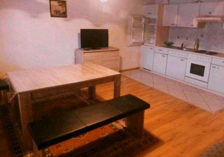 Dachgeschoßwohnung Regen - 2 Zimmer, 45 m&sup2;, 350&euro; | Angebot:24602329