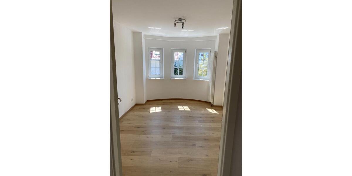 Etagenwohnung Karben - 3 Zimmer, 85 m&sup2;, 1.160&euro; | Angebot:25022420
