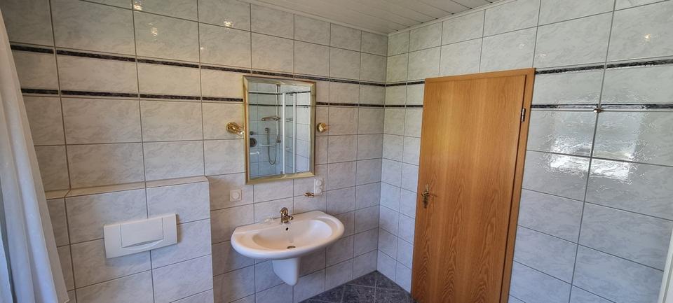 Dachgeschoßwohnung Melsungen - 3 Zimmer, 100 m&sup2;, 860&euro; | Angebot:24749223